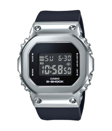 Casio GM-S5600-1DR Kadın Kol Saati